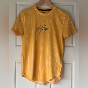 Hollister vintage baseball style yellow & white stripe t-shirt Size XS